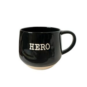 Large Wendy bellissimo “Hero” Stoneware Mug.  Black with natural bottom. (1-K)